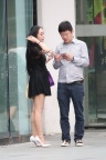 丰满的纱裙美腿高跟少妇