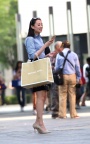 靓丽的短裙美腿高跟美女