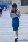 开叉包臀裙美腿高跟少妇