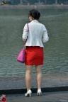 红色短裙肉丝美腿高跟少妇（转帖谭氏街拍）