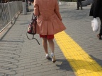 挎包漂亮的背影丝袜美腿高跟少妇