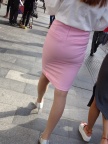 长发粉裙美腿高跟美女