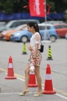 漂亮的花短裙裸腿高跟少妇
